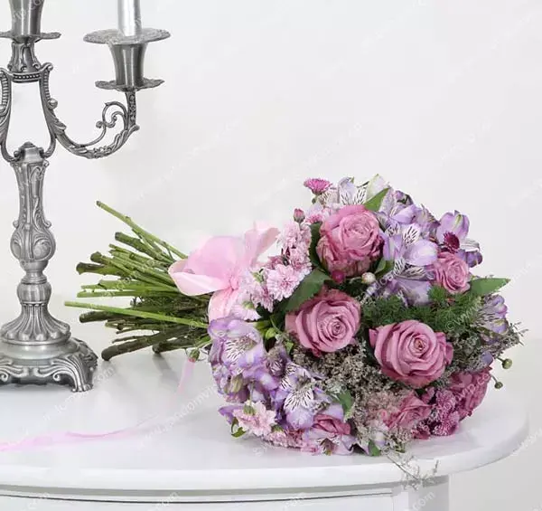عکس دسته گل یاسی