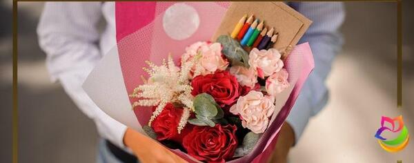 عکس دسته گل زیبا برای روز معلم