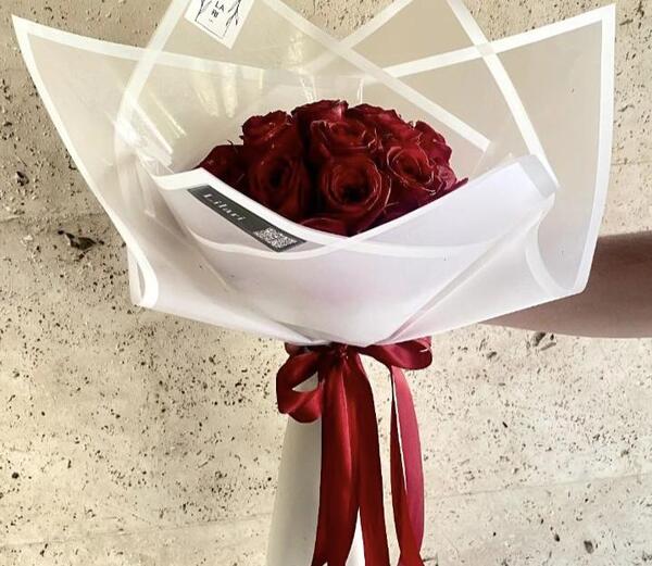 عکس دسته گل رز قرمز بزرگ