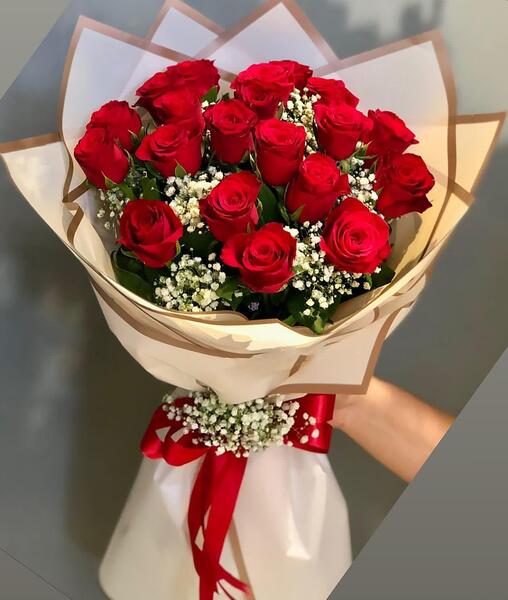 عکس دسته گل رز قرمز برای تولد