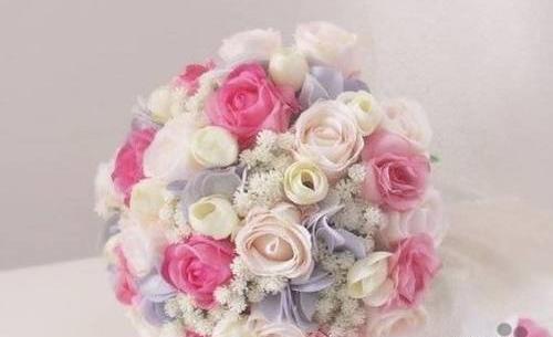 عکس دسته گل مصنوعی زیبا