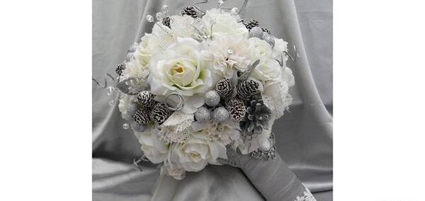 عکس دسته گل مصنوعی زیبا