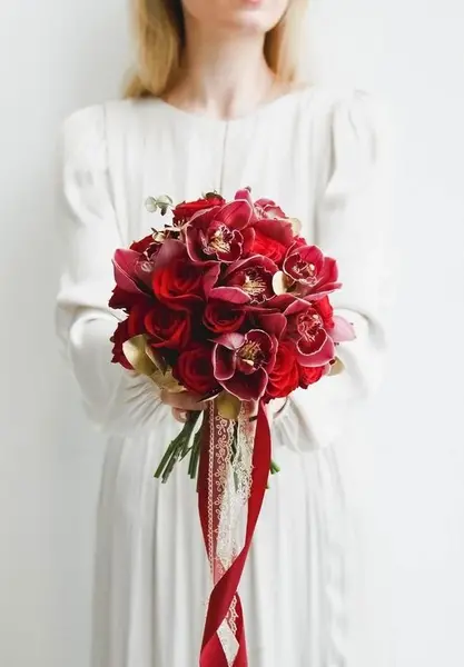 عکس دسته گل رز مصنوعی