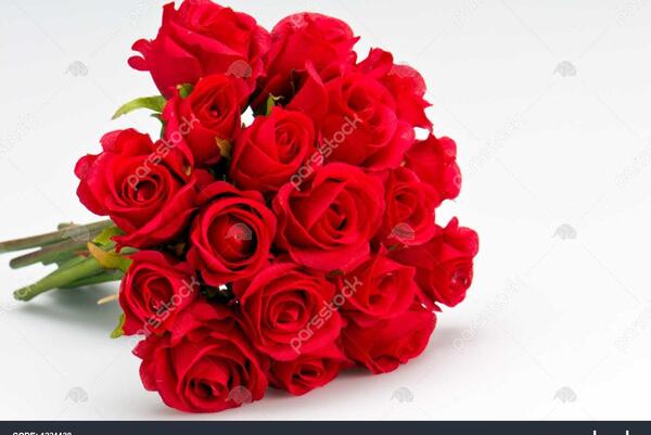عکس دسته گل رز مصنوعی