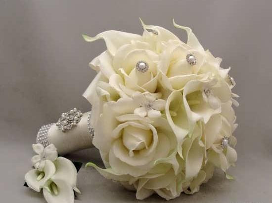عکس دسته گل عروس با گل مصنوعی