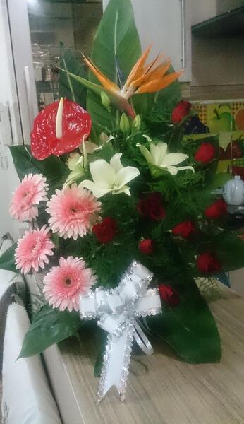 عکس دسته گل خواستگاری فیک