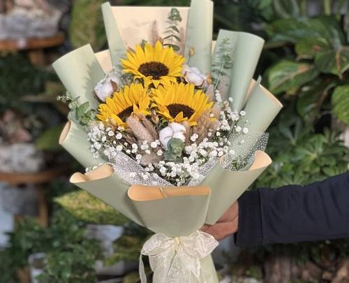 عکس دسته گل افتاب گردون