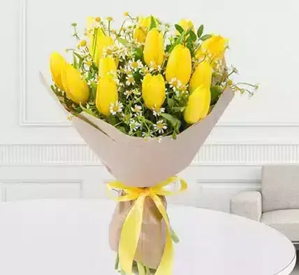 عکس دسته گل لاله زرد