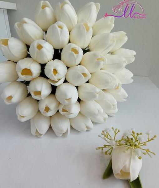 عکس دسته گل عروس با گل لاله