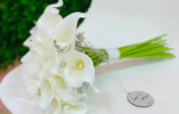 عکس دسته گل عروس لاکچری