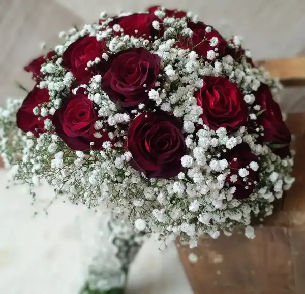 عکس دسته گل عروس گل رز قرمز