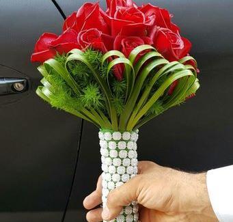 عکس دسته گل عروس گل رز قرمز