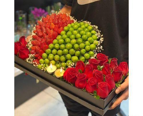 عکس دسته گل با گوجه سبز