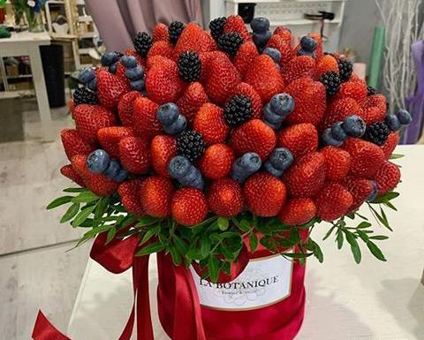 عکس دسته گل با گوجه سبز