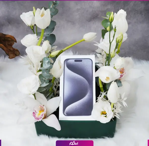 عکس دسته گل با کادو