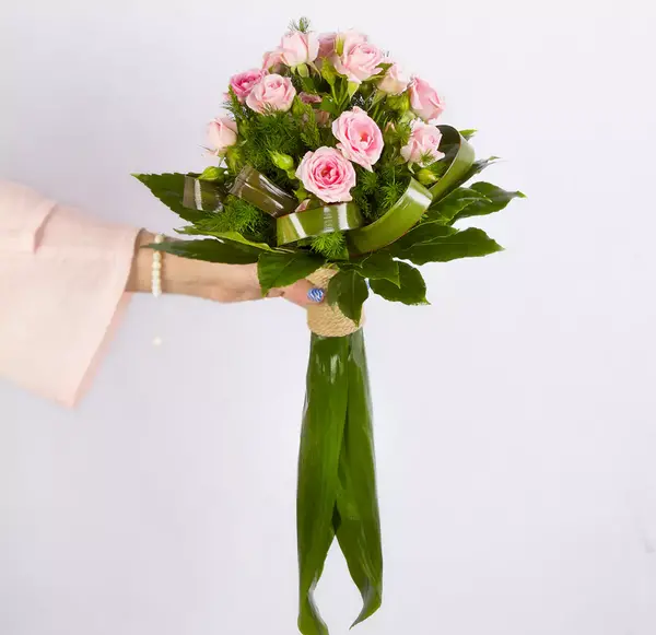 عکس دسته گل کوچک رز