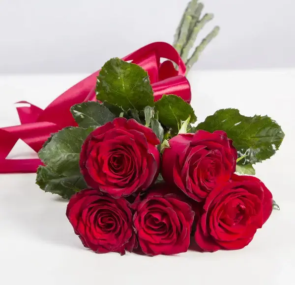 عکس دسته گل کوچک رز