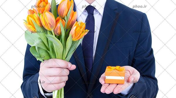عکس با دسته گل کوچک