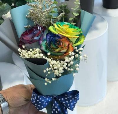 عکس دسته گل رز ساده
