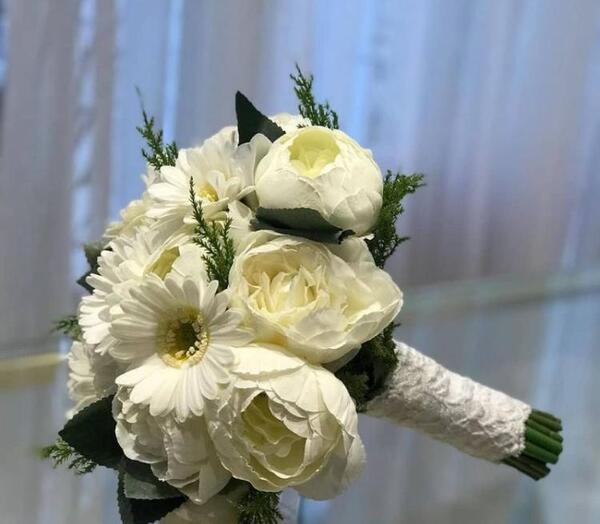 عکس دسته گل عروس ساده و شیک