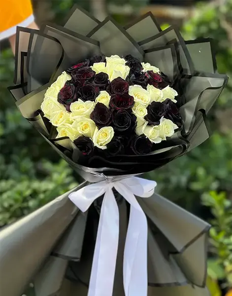 عکس دسته گل سفید مشکی
