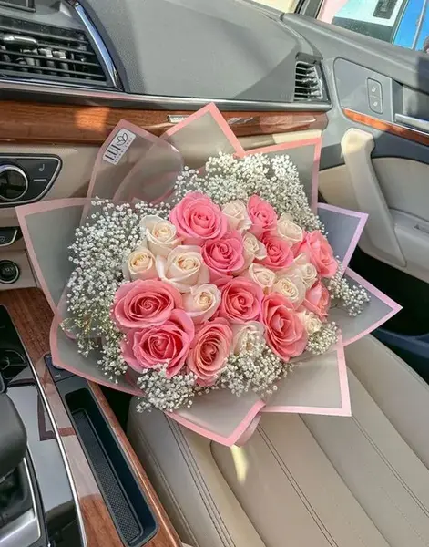 عکس دسته گل سفید رز
