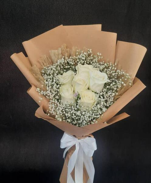 عکس دسته گل سفید رز