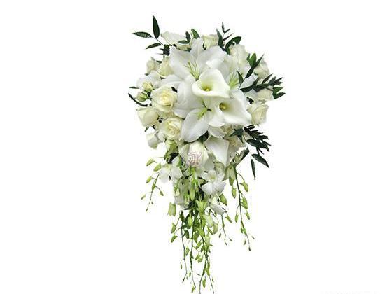 عکس دسته گل عروس با گل شیپوری