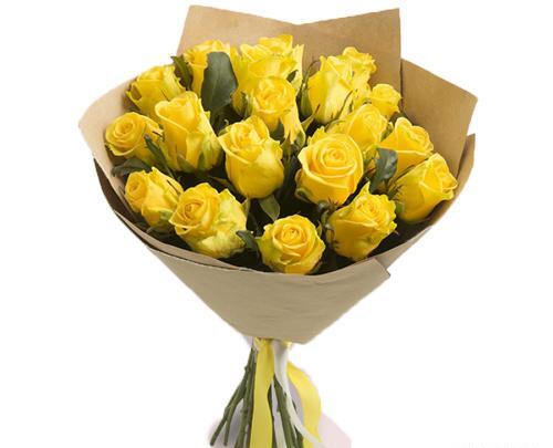 عکس دسته گل رز زرد