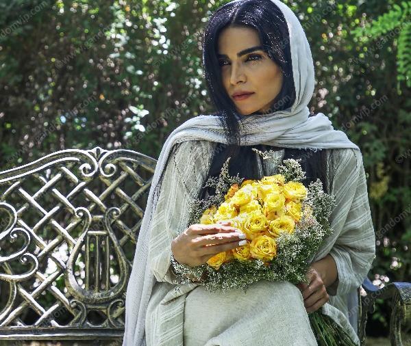 عکس دسته گل رز زرد