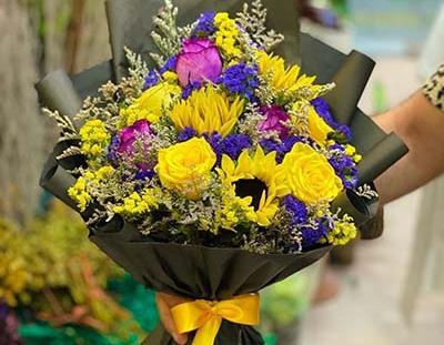 دانلود عکس دسته گل رز زرد