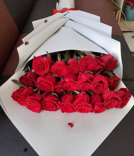 عکس دسته گل برای روز معلم