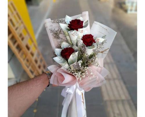 عکس دسته گل با ماشین