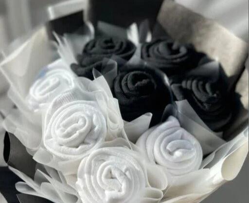 عکس دسته گل با جوراب