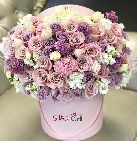 عکس دسته گل بنفش و سفید