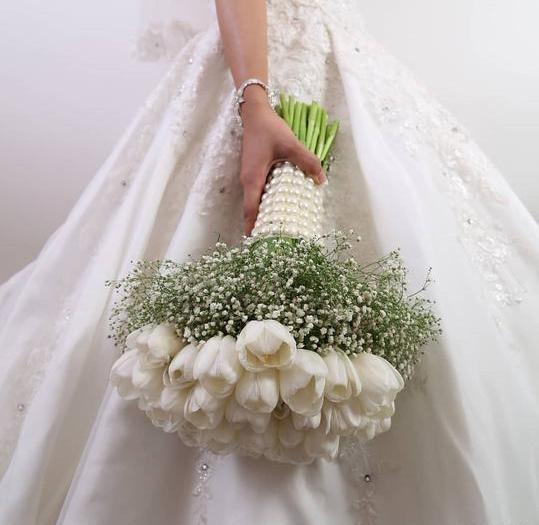 عکس دسته گل بنفش و سفید