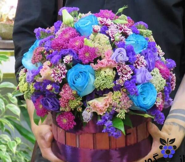 عکس دسته گل بنفش و سفید