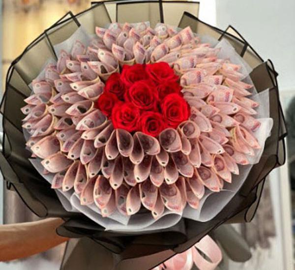 عکس از دسته گل پول