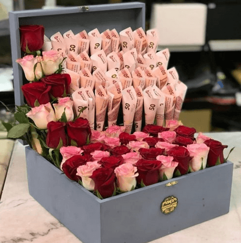 عکس از دسته گل پول