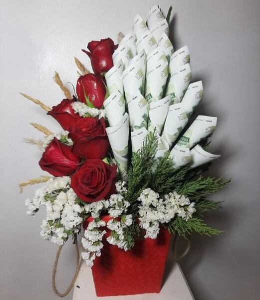 دانلود عکس دسته گل با پول