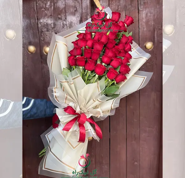 عکس دسته گل بزرگ رز