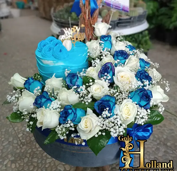 عکس دسته گل رز ابی و سفید