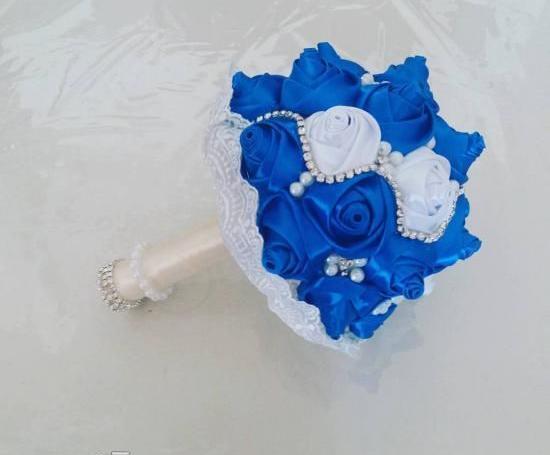 عکس دسته گل عروس به رنگ آبی