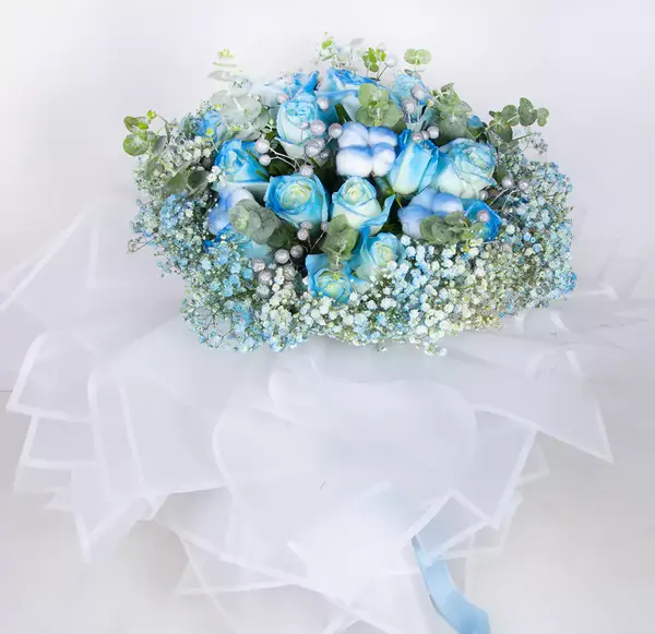 عکس دسته گل عروس به رنگ آبی