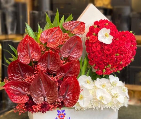 عکس دسته گل خواستگاری سبدی