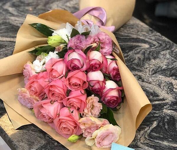 عکس دسته گل زیبا برای روز مادر