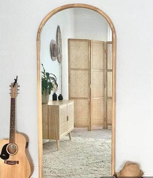 عکس قدی دخترانه جلو اینه