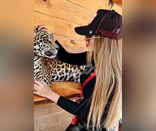 عکس دخترانه سلفی جلو اینه