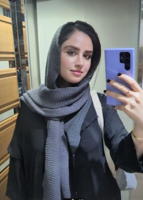 عکس دخترانه سلفی جلو اینه