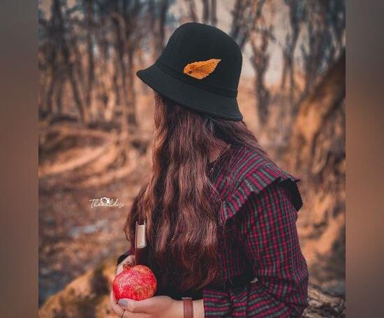 عکس هنری دخترانه در خانه